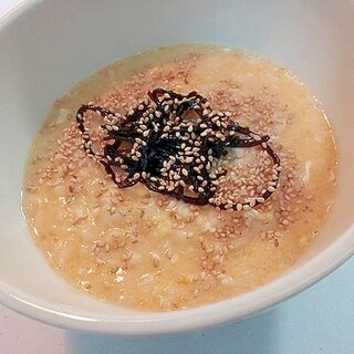 うどんつゆで　卵と昆布佃煮と白ごまの雑炊